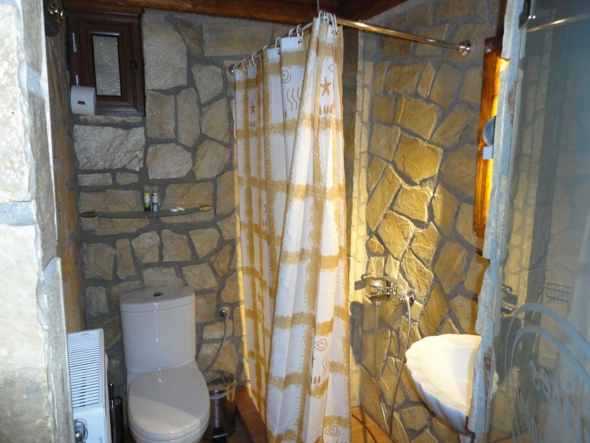 Oneiro Apartment